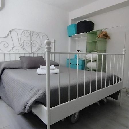 Apartamento 1 Dormitorio Y Salon Con Sofa Cama Bien Comunicado Con El Centro Seville Exterior photo