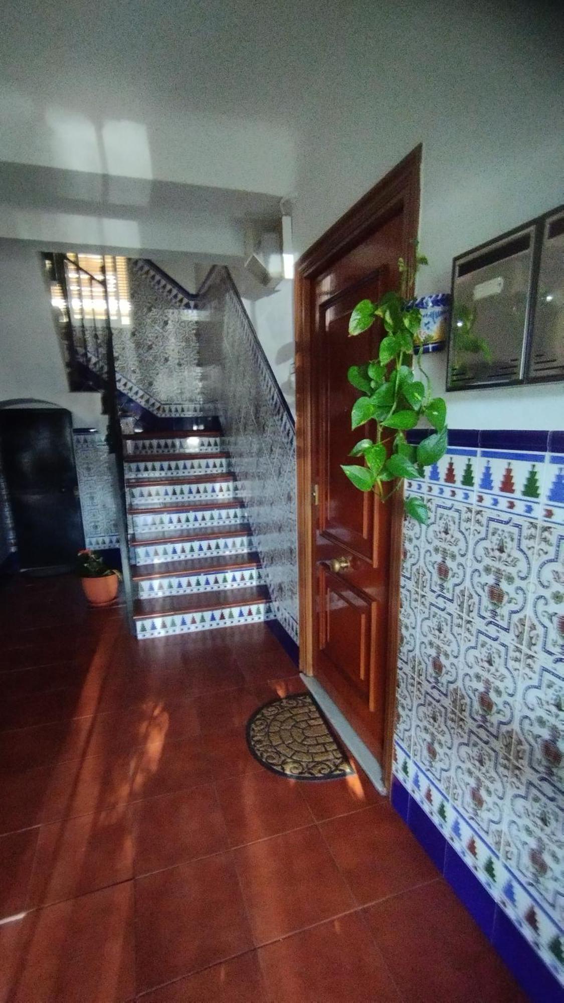 Apartamento 1 Dormitorio Y Salon Con Sofa Cama Bien Comunicado Con El Centro Seville Exterior photo
